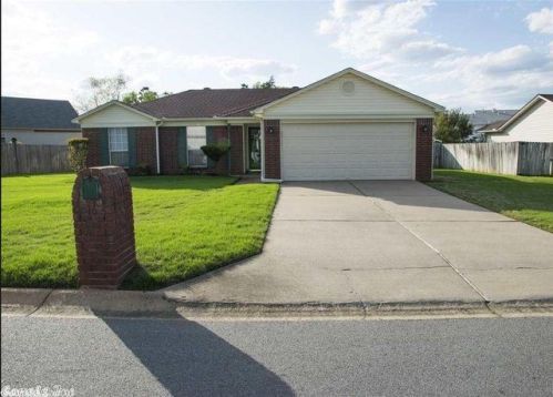 16 Meadow Ridge Loop, North Little Rock, AR 72113-6879