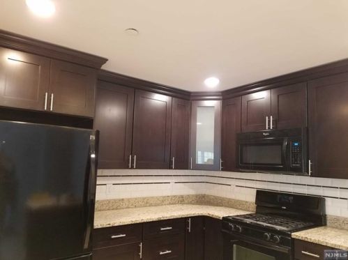 44 Gentry Dr, Englewood NJ  07631-5034 exterior
