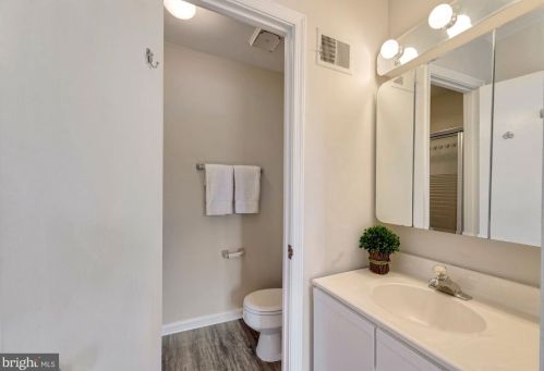 2792 Hyson Ln, Falls Church VA  22043-3522 exterior