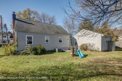 6 Elmwood Pl, Leonardo NJ  07737-1347 exterior