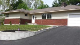 10 Anthony Ln, Albany, NY 12205-1302