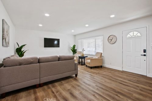 1341 Silverbirch Pl, West Covina CA  91790-5048 exterior