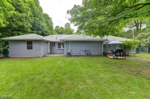 244 Conklintown Rd, Skyline Lakes NJ  07456-2419 exterior