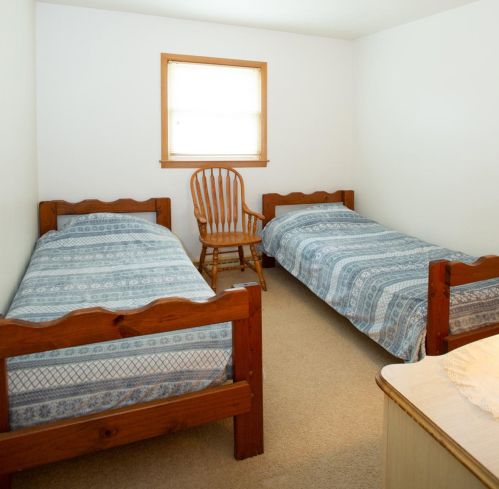 8029 18 Ave, Kenosha WI 53143-1631 exterior