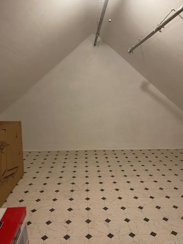 18 Cedar Ln, Poughkeepsie NY  12601-1147 exterior