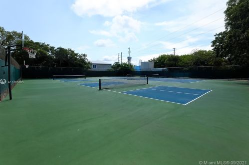 97501 Overseas Hwy, Key Largo FL  33037-4028 exterior
