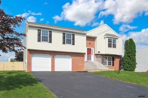 956 Trinity Rd, Cross Roads, PA 17322-9267