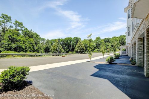 109 Magna Carta Dr, Morganville NJ  07751-5202 exterior