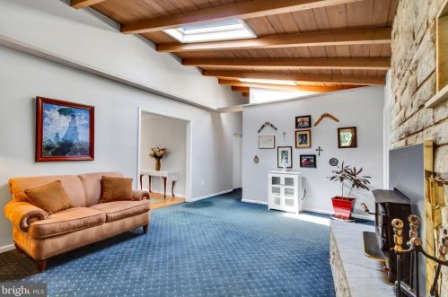 1014 Thomas Ave, Riverton NJ  08077-2321 exterior