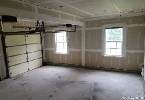 111 Crystal Brk Holw Rd, Mount Sinai NY  11766-2024 exterior