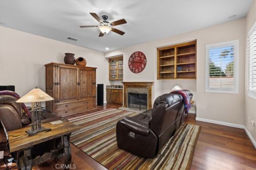 10504 Chesterfield Ct, Bakersfield CA 93311-3722 exterior