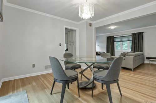 9 Farview Ter, Airmont NY  10901-7531 exterior