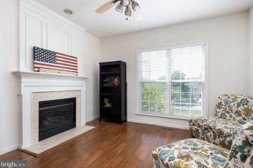 15055 Clementine Way, Haymarket VA  20169-3319 exterior