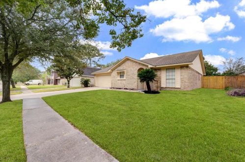 20107 Timber Forest Dr, Humble, TX 77346-1035