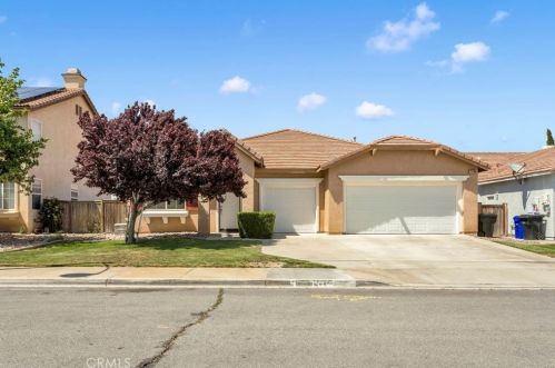12420 Terrano Dr, Victorville, CA 92392-7974