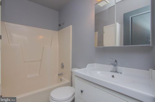 104 Antietam Dr, Locust Grove VA  22508-5160 exterior