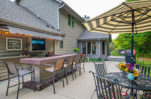 4560 Church Dr, West Bend, WI 53095-8443