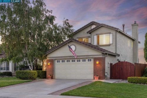 2058 Truman Ln, Oakley, CA 94561-3907