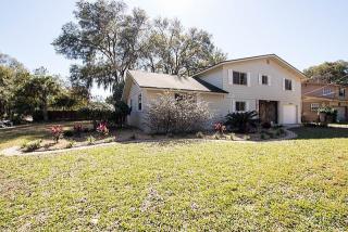 5536 Ghormley Rd, Jacksonville, FL 32277-1728