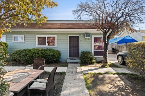 2800 Devonshire Ave, Redwood City CA  94063-3211 exterior