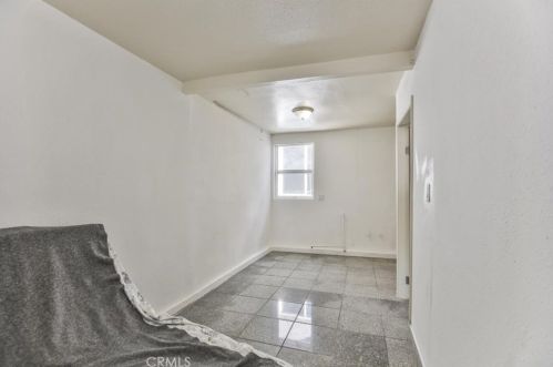 996 Arrowhead Ave, San Bernardino CA  92408-2009 exterior