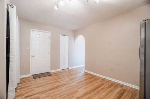 1001 Chelsea Dr, Imperial, PA 15126-8200