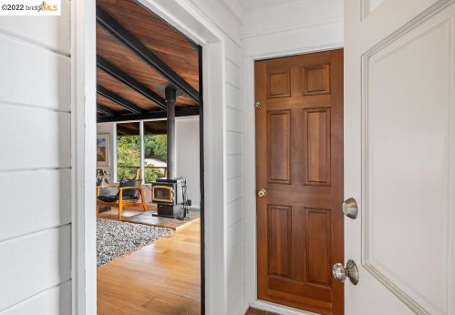 490 Panoramic Way, Berkeley CA 94704-2540 exterior