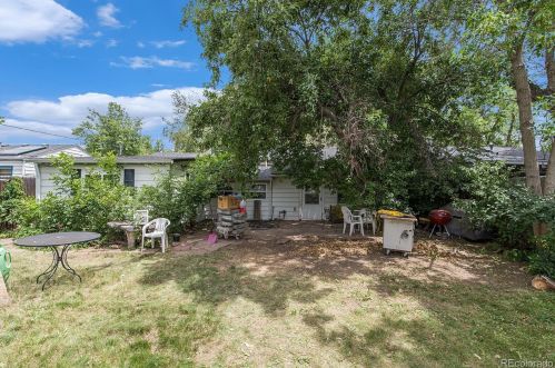 4419 Pearl St, Englewood CO 80113-5831 exterior