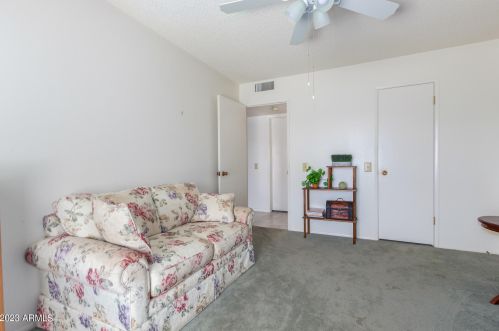 9934 Oak Rdg Dr, Sun City AZ 85351-1658 exterior