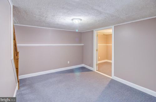 7 Zelley Ave, Trenton NJ  08620-2321 exterior