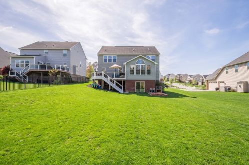 4048 Bentwood Dr, Canonsburg, PA 15317-4873