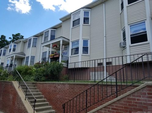 287 Broad St, Bridgeport, CT 06604-5754