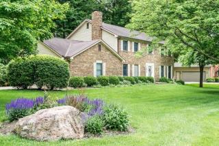 2313 Colony Trl, Dayton, OH 45434-7056