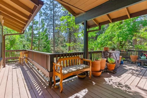 14696 Colfax Hwy, Grass Valley CA  95945-7912 exterior