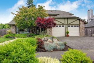 26709 Bristol Ct, Kent, WA 98032-7134