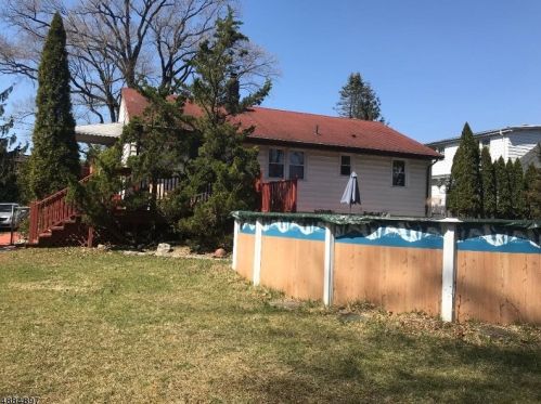 583 Ryerson Rd, Lincoln Park NJ  07035-2029 exterior