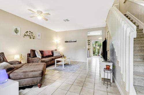13490 Old Englishtown Rd, West Palm Beach, FL 33414-3993