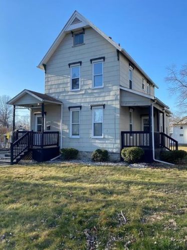 1342 Ridge Ave, Hermitage, PA 16150-1059