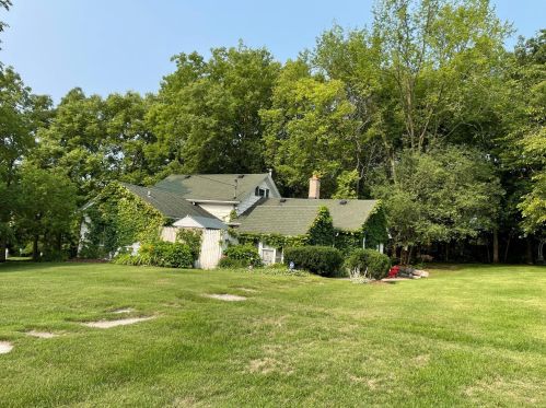 1635 Main St, Lake Geneva, WI 53147-1651