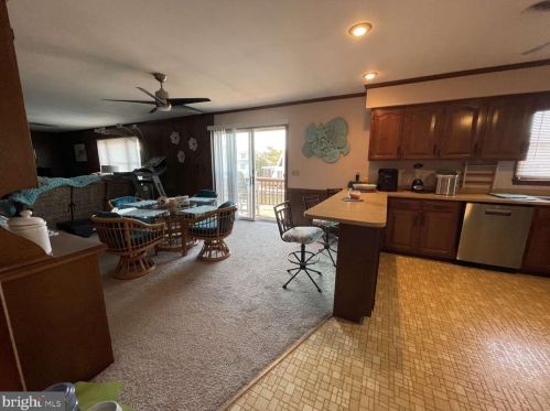 47 Bayside Dr, Selbyville DE  19944-4539 exterior