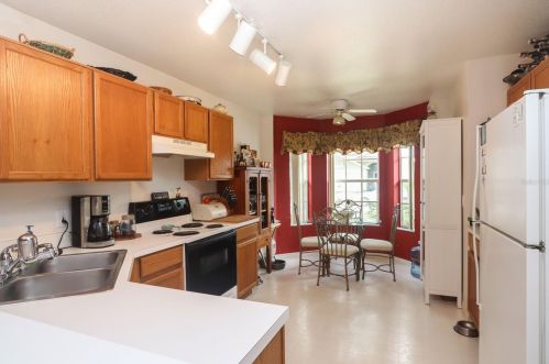 4224 Kingbird Ct, Orlando FL  32826-2605 exterior