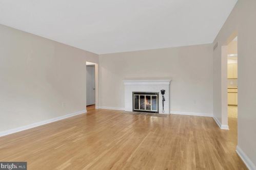 2016 Kynwyd Rd, Wilmington DE  19810-3844 exterior