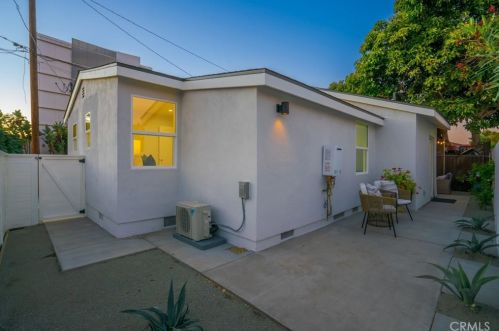 21322 Western Ave, Torrance CA  90501-2953 exterior