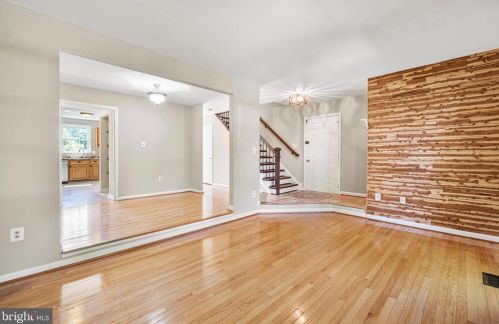 5645 Rapid Run Ct, Springfield, VA 22015-1841