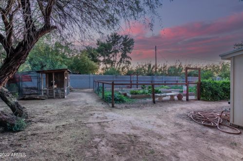 6507 Paradise Dr, Scottsdale AZ 85254-5175 exterior