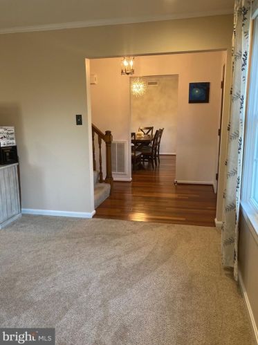 303 Orchard Cir, Hamilton VA  20158-9700 exterior