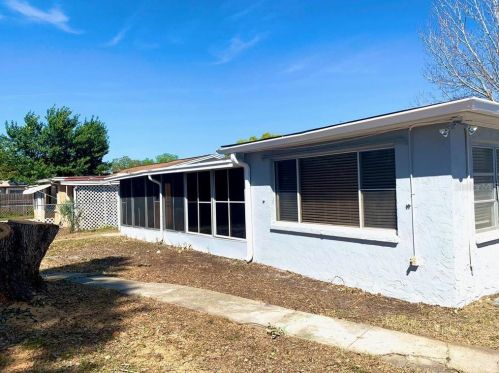 1421 Normandy Blvd, Tarpon Springs FL  34691-4957 exterior