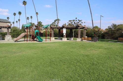 210 Vine St, Anaheim, CA 92805-3305
