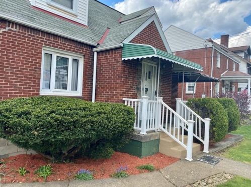 210 Monongahela Ave, Glassport, PA 15045-1319