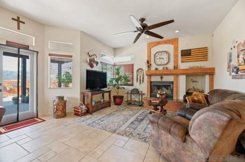 1497 Miss Elle Way, Alpine CA  91901-3981 exterior